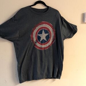 Captain America Graphic T-Shirt